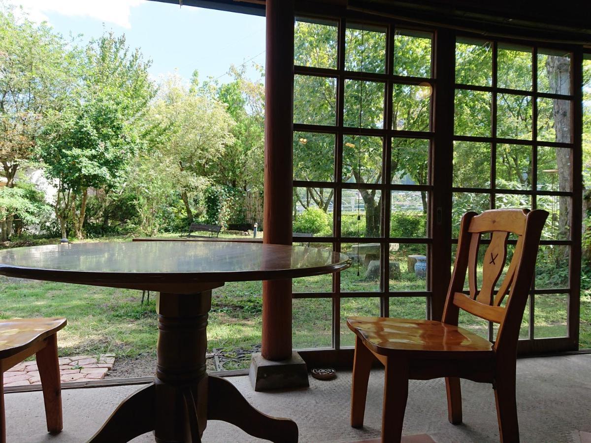 Yufuin Flora House Bed and Breakfast Εξωτερικό φωτογραφία